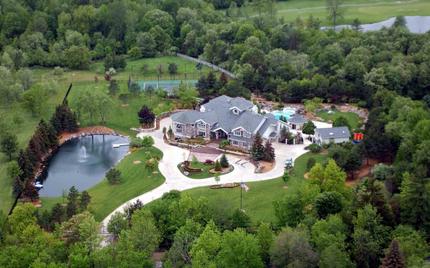  Celebrity Pictures on Amazing Aerial Photos Of Rapper Mansions   Celebrity Net Worth