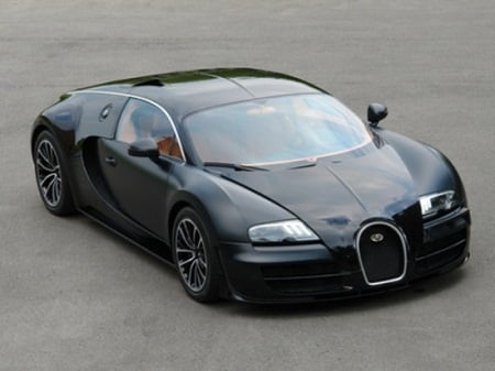 Bugatti on Bugatti Gets A New Most Expensive Car Record With Veyron Sang Noir