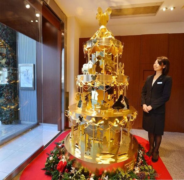 $4.2 Million Solid Gold Christmas Tree | Celebrity Net Worth